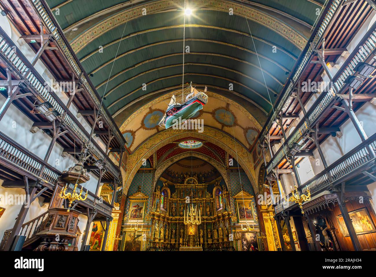 Église Saint-Jean-Baptiste (basque : San Joan Bataiatzailearen eliza est une église catholique romaine située sur la commune de Saint-Jean-de-Luz, département français o Banque D'Images