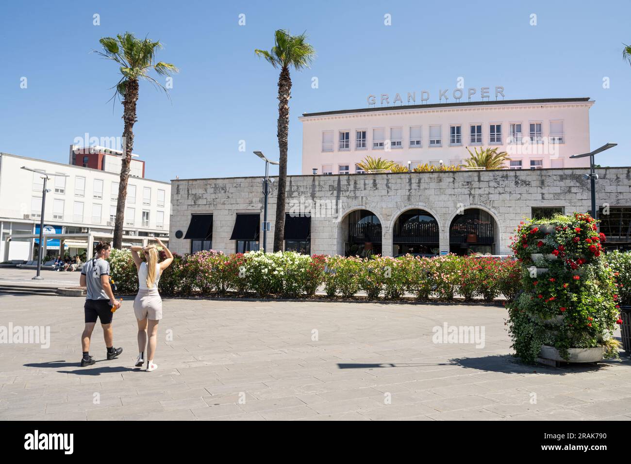 Koper, Slovénie. 2 juillet 2023. Vue panoramique sur l'hôtel Grand Koper dans le centre-ville Banque D'Images