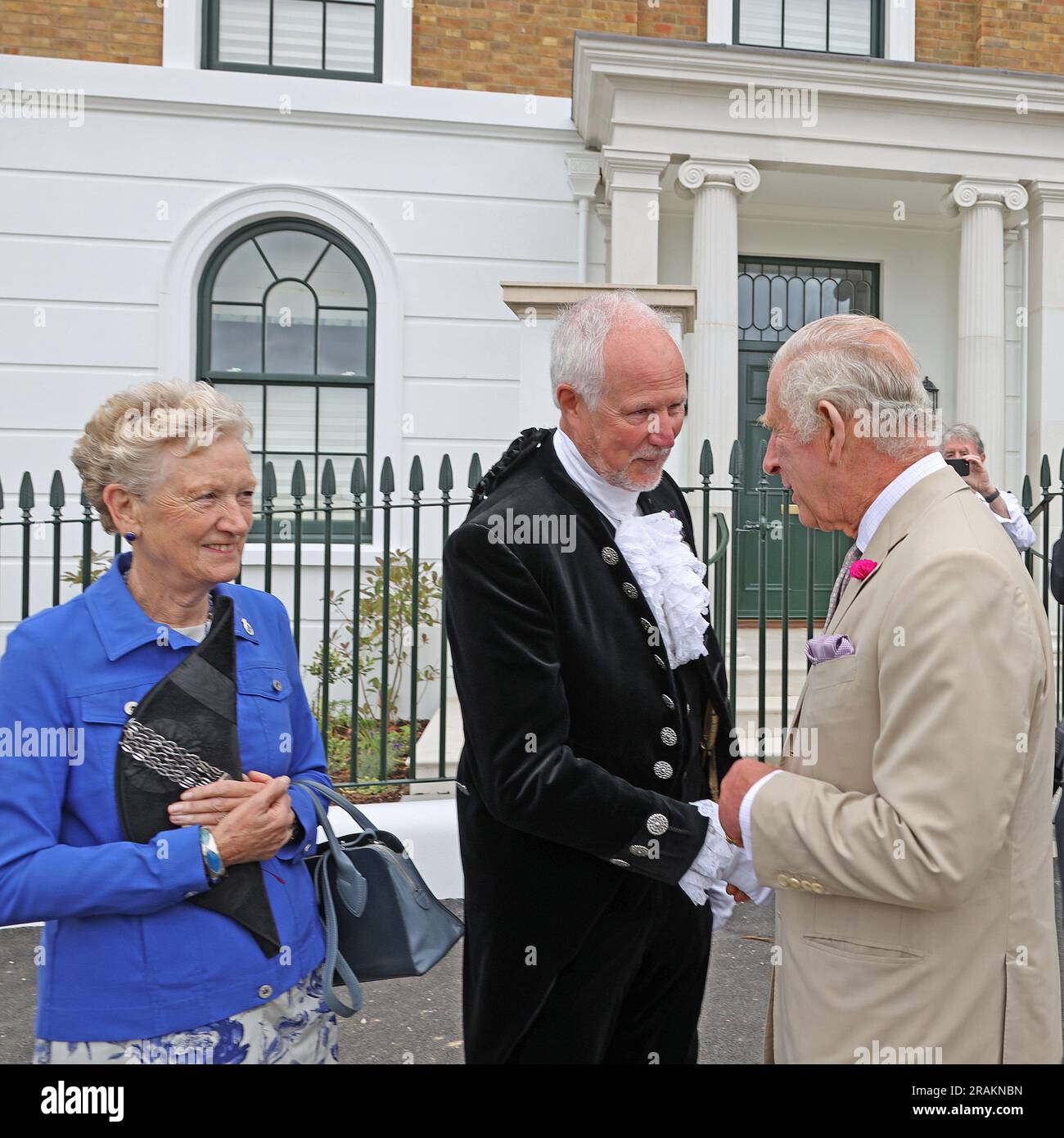 Le roi Charles III et la reine Camilla à Poundbury le 27 juin 2023 Banque D'Images