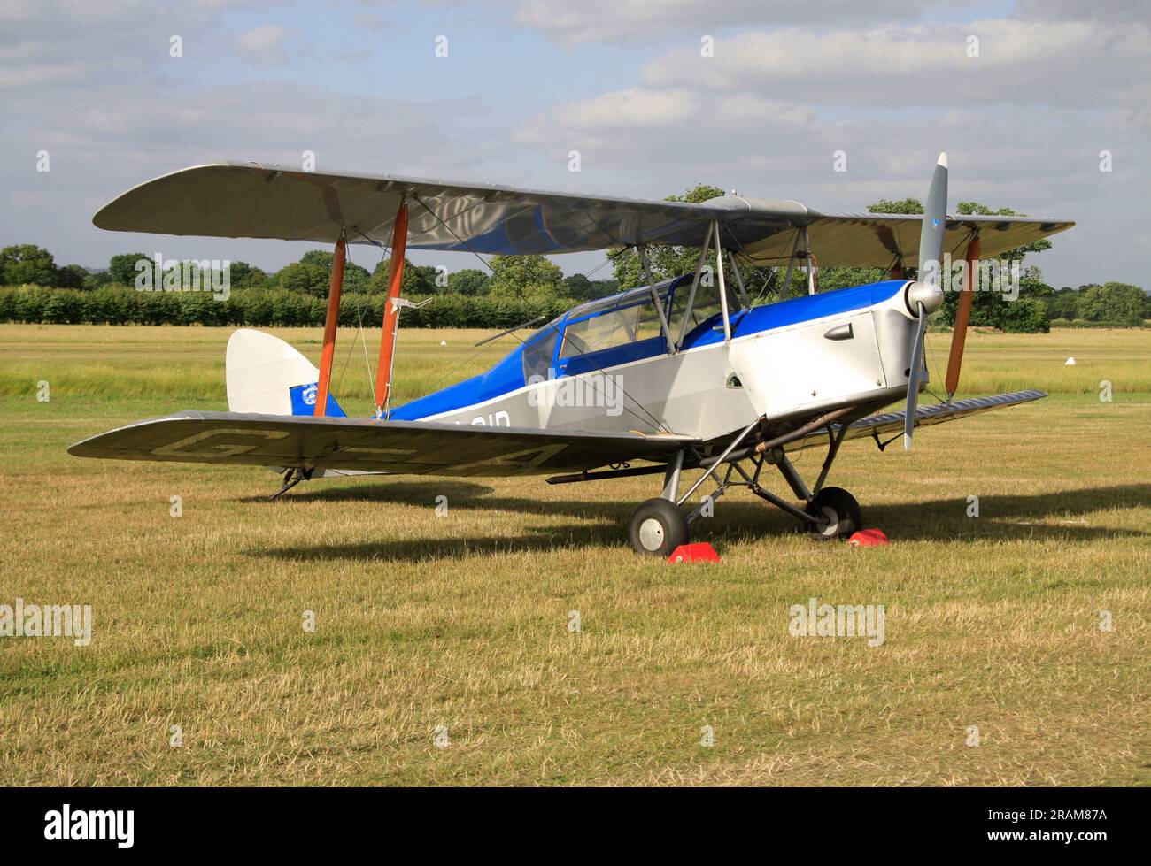 Un biplan Thruxton Jackaroo à l'aérodrome de Headcorn Kent Angleterre Banque D'Images