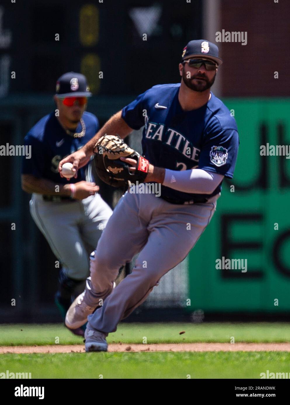 Juillet 04 2023 San Francisco CA, États-Unis Mike Ford (20), premier joueur de Seattle, joue dans le champ lors du match MLB entre les Mariners de Seattle et les Giants de San Francisco à Oracle Park San Francisco Calif. Thurman James/CSM Banque D'Images