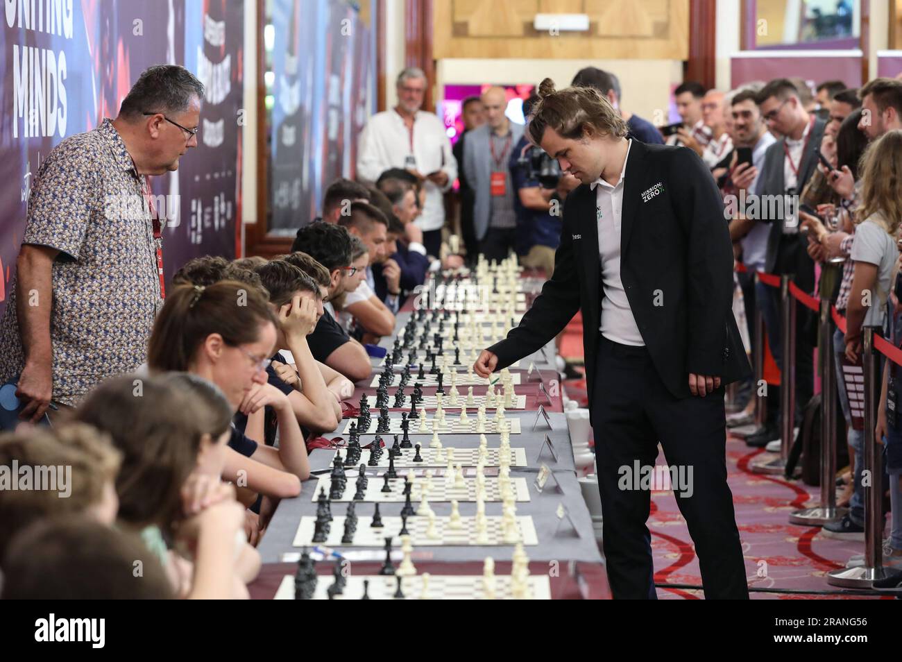 Zagreb, Norvège assiste à la cérémonie d'ouverture du tournoi d'échecs Rapid  & Blitz du Grand Chess Tour de Croatie à Zagreb. 4 juillet 2023. Magnus  Carlsen (à droite, devant) de Norvège assiste