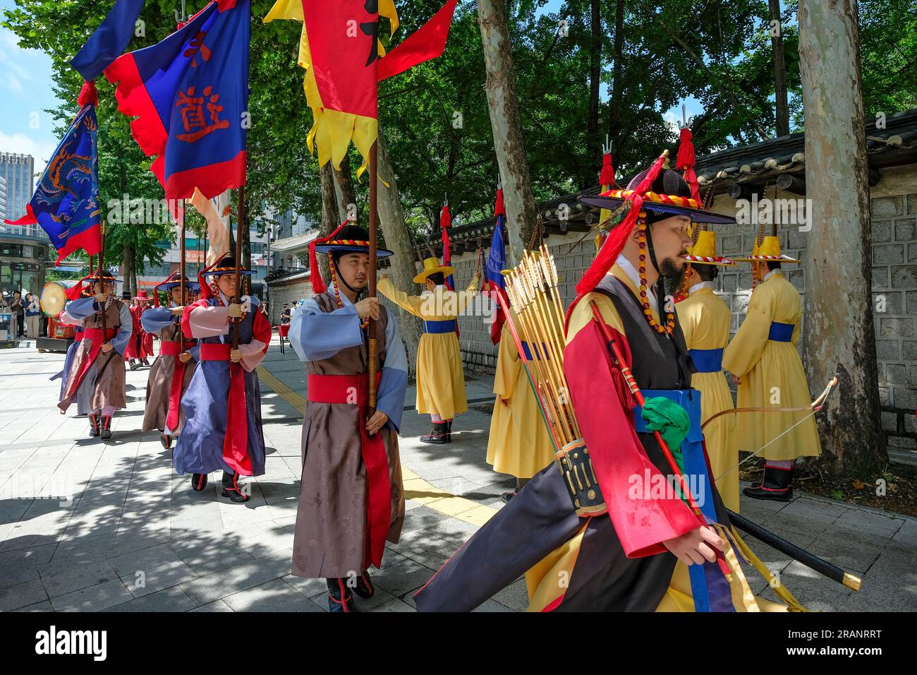 Séoul, Corée du Sud - 5 juillet 2023 : cérémonie de relève de la garde au Palais Deoksugung à Séoul, Corée du Sud. Banque D'Images