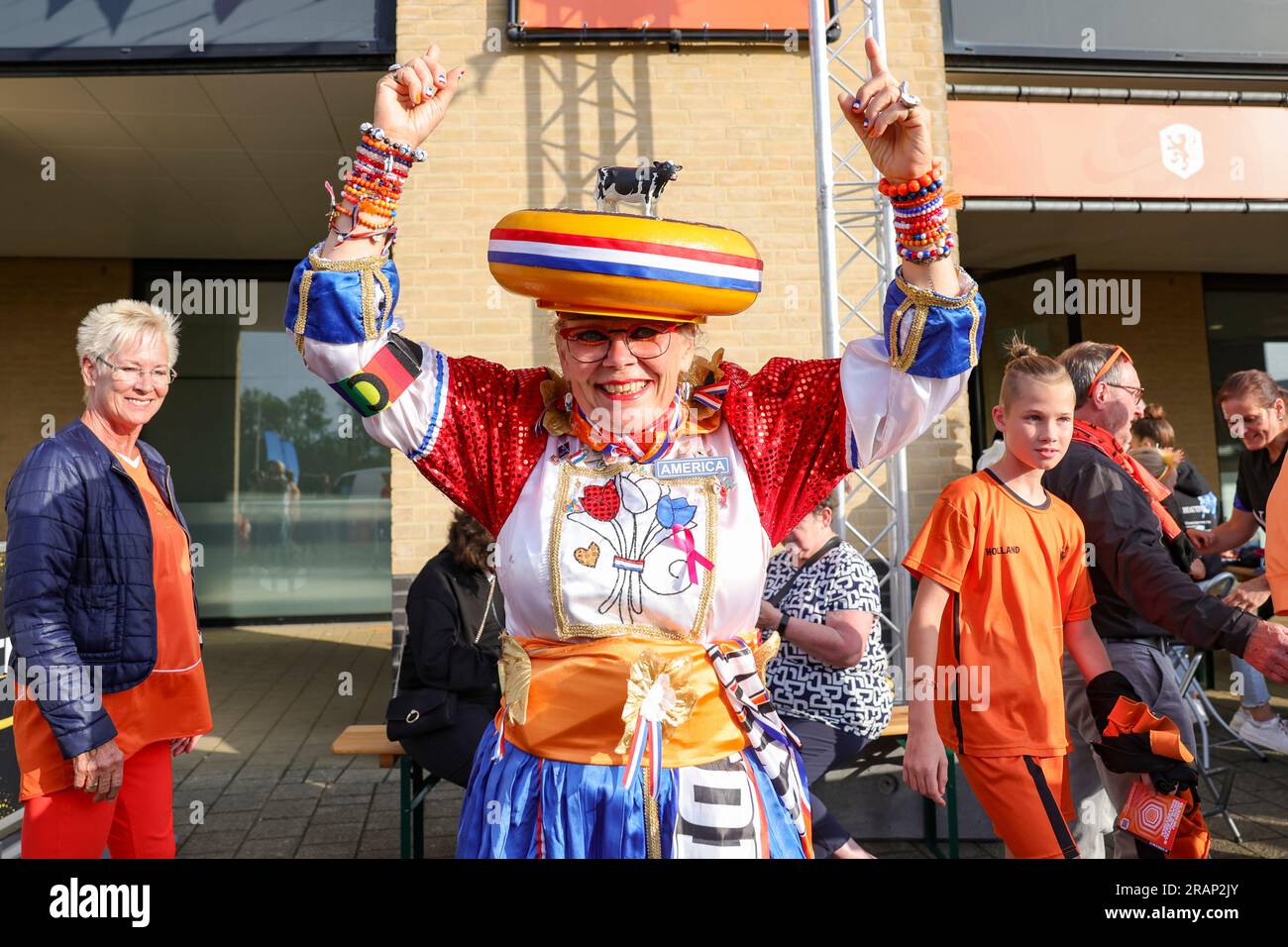 02-07-2023 : Sport : Nederland v Belgie (Woman friendly) SITTARD, PAYS-Bas - JUILLET 2 : fans des pays-Bas pendant l'International friendly Wome Banque D'Images