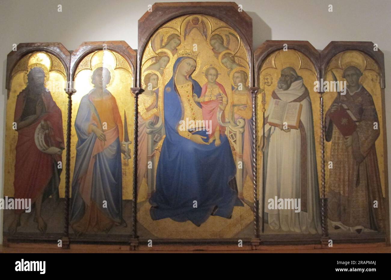 madonna dans trono col Bambino e angeli 1362 de Luca di Tommé Banque D'Images