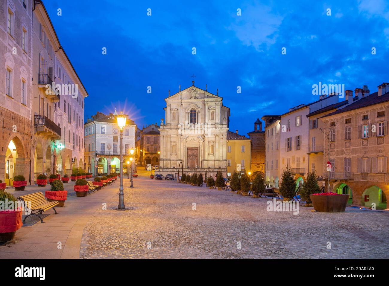 Piazza Maggiore Square, Mondovì, Cuneo, Piémont, Italie Banque D'Images