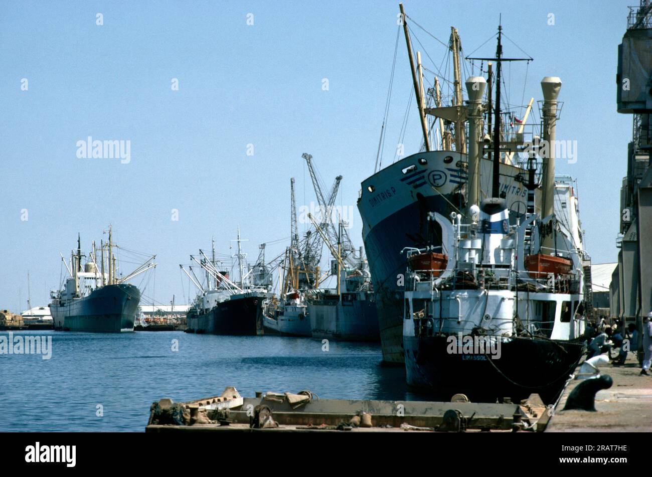 Port Soudan Cargo Ships dans le port Banque D'Images