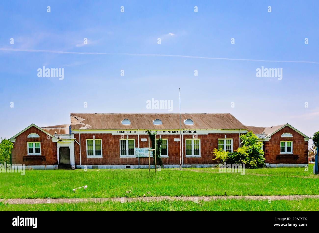 Charlotte Hyatt Elementary School est photographié, le 24 juin 2023, à Moss point, Mississippi. L'école primaire a été construite en 1934. Banque D'Images