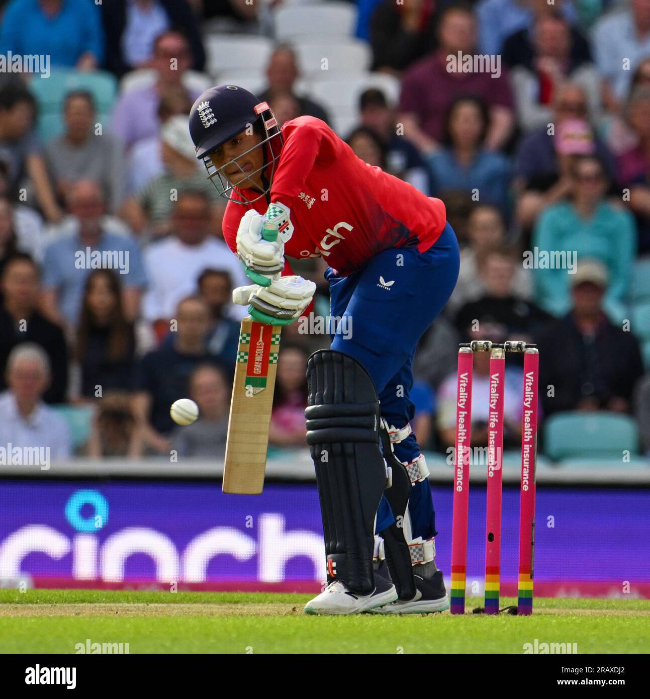 Oval, Angleterre. 3 juillet 2023. Sophia Dunkley d'Angleterre lors du deuxième match Vitality IT20 entre l'Angleterre féminine et l'Australie féminine. Crédit : Nigel Bramley/Alamy Live News Banque D'Images