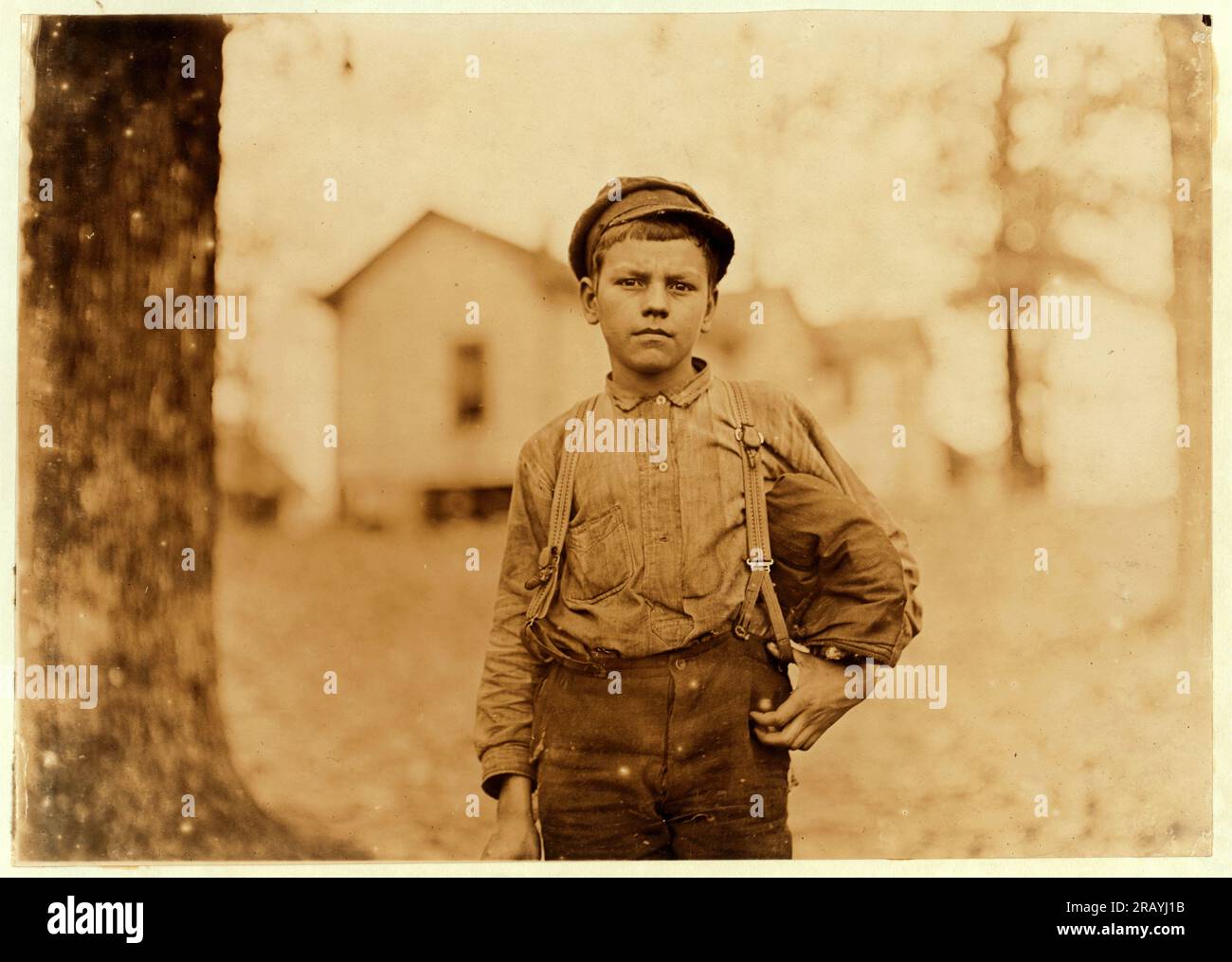 Archie Love, ouvrier d'usine, 14 ans, Chester, Caroline du Sud, 1908 1908 par Lewis Hine Banque D'Images