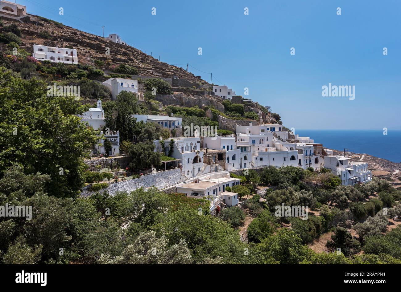 Maisons sur la colline au village de Kardiani, Tinos. Banque D'Images