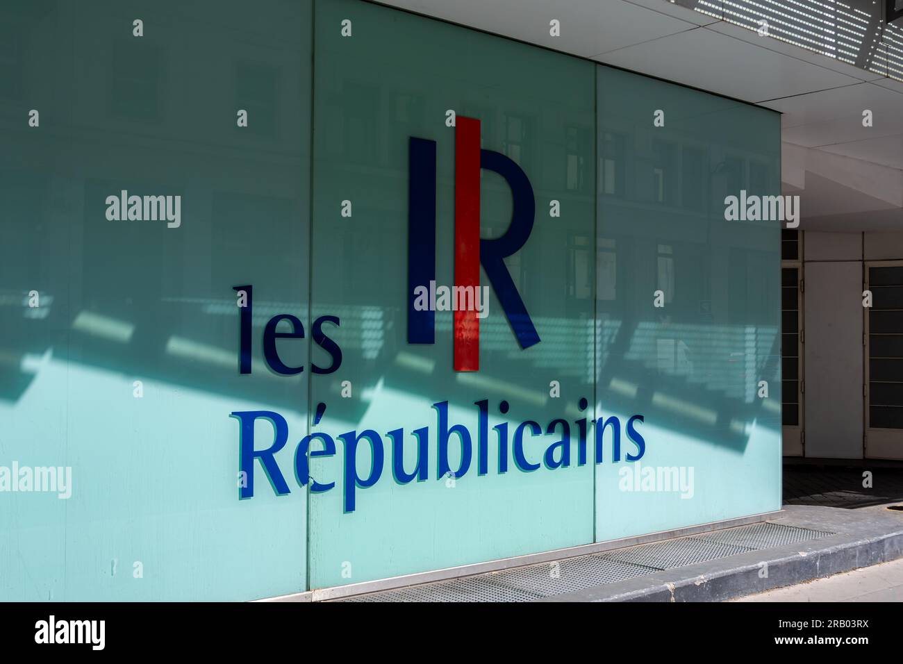 Entrée au siège du parti politique français les Républicains (LR), Paris, France Banque D'Images