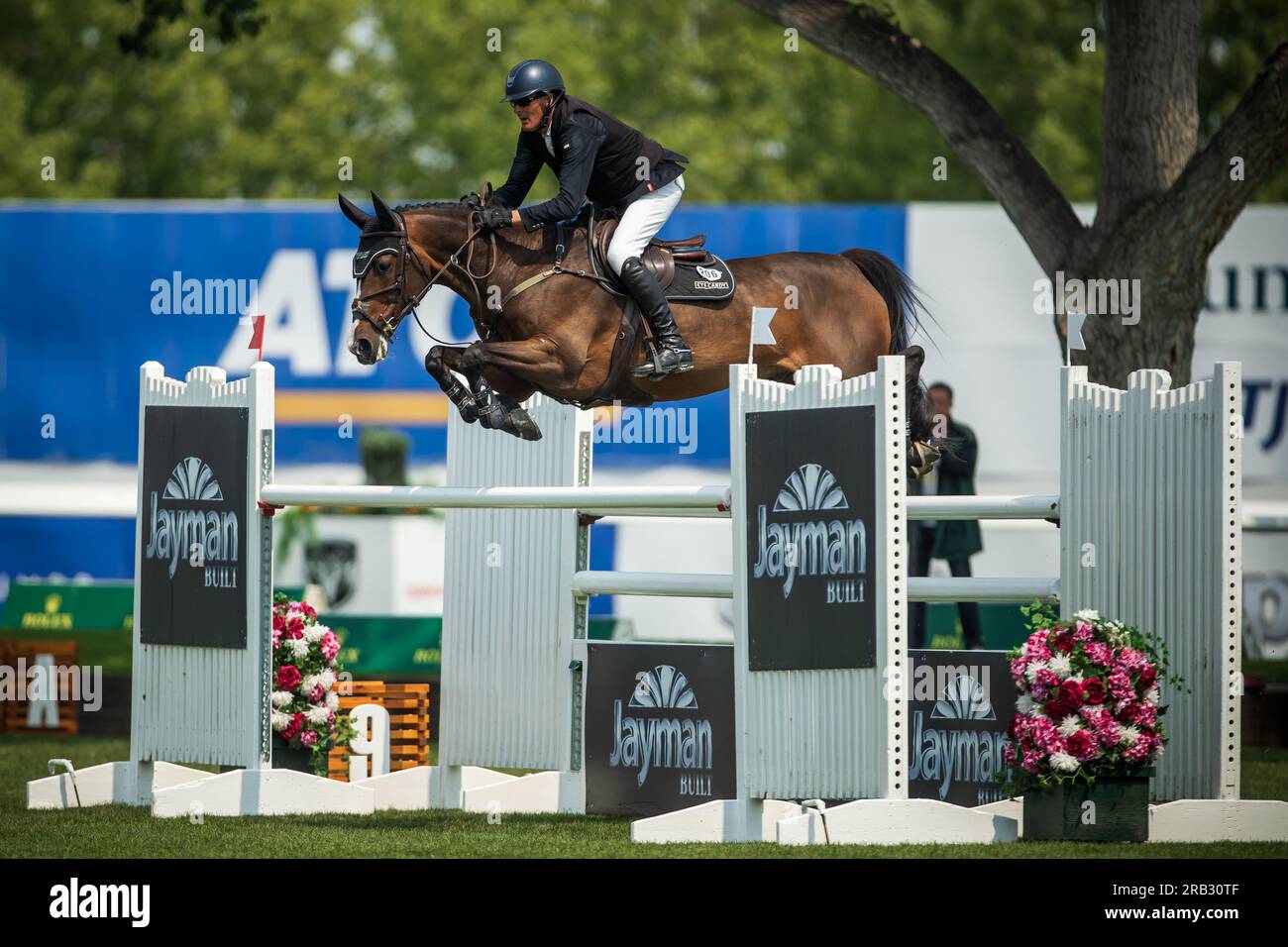 Paul O'Shea d'Irlande participe au Rolex North American Grand Prix à Spruce Meadows. Banque D'Images