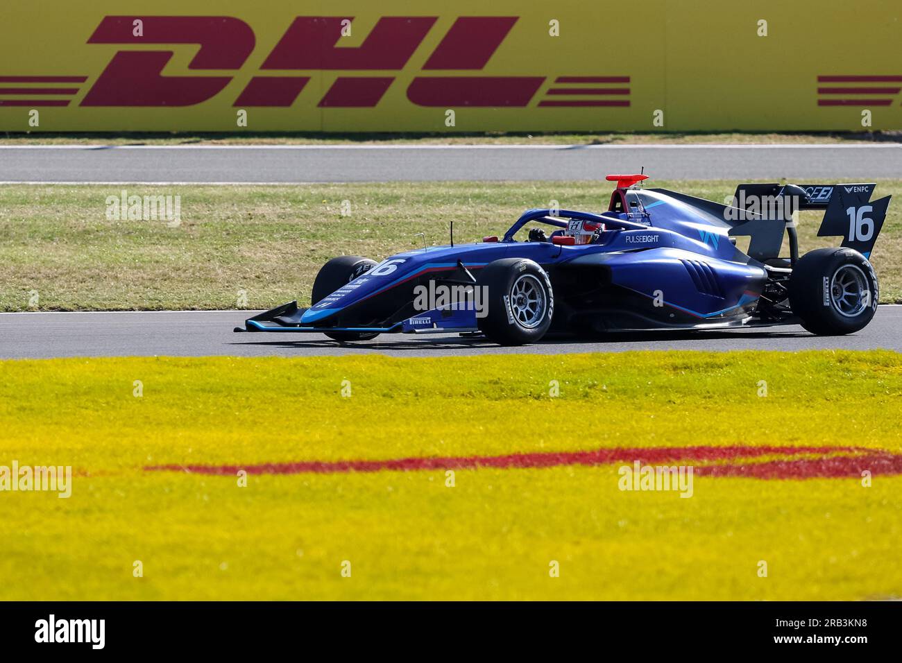 Luke Browning (GBR) en pratique pour la course de Formule 3 lors du GRAND PRIX DE GRANDE-BRETAGNE DE FORMULE 1 ARAMCO 2023 au circuit de Silverstone, Silverstone, Royaume-Uni, le 6 juillet 2023 Banque D'Images