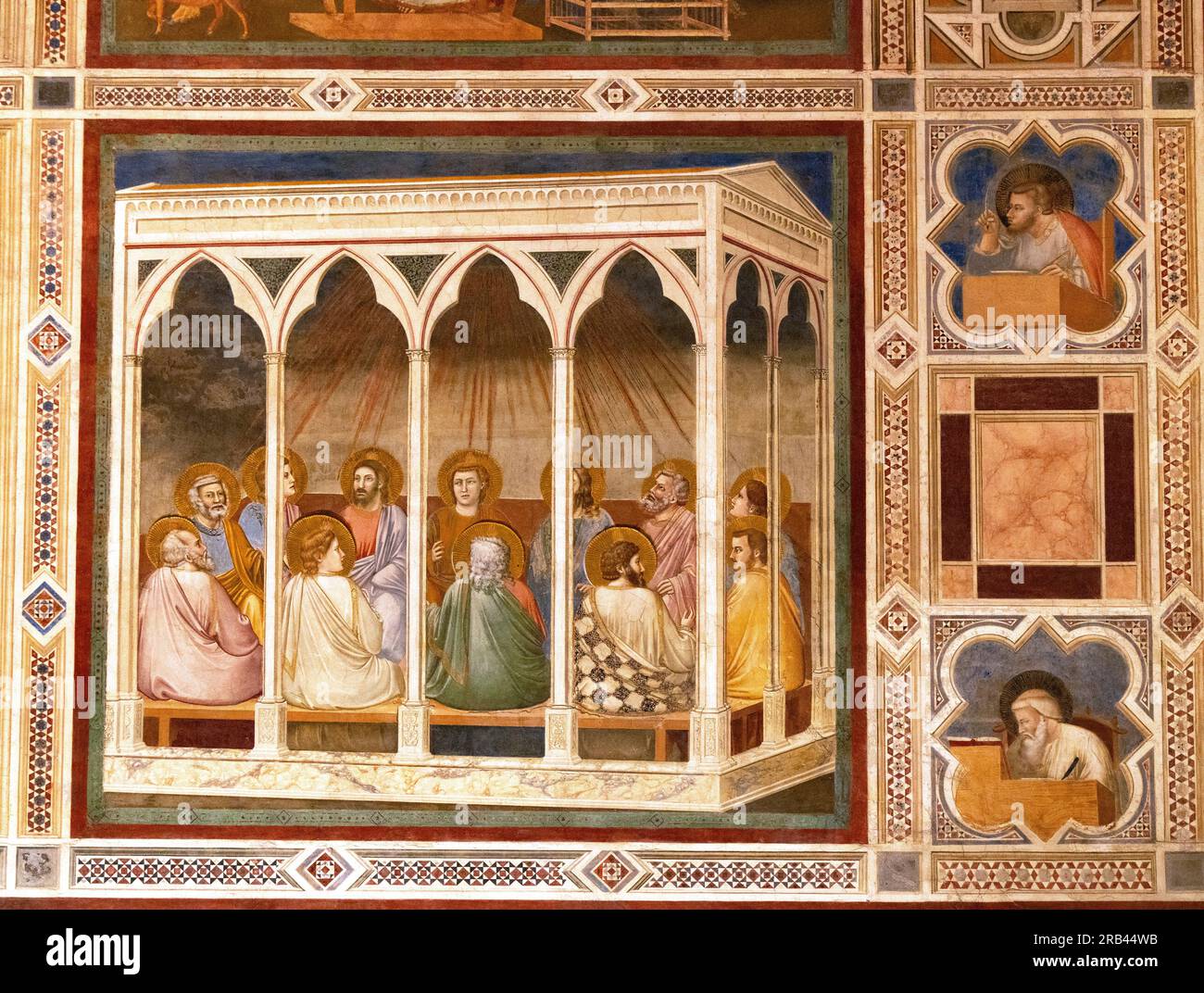 Fresques de Giotto, la chapelle Scrovegni, Padoue - peintures de la Renaissance italienne du 14e siècle de la vie du Christ ; vu ici «Pentecôte» ; Padoue Italie Banque D'Images