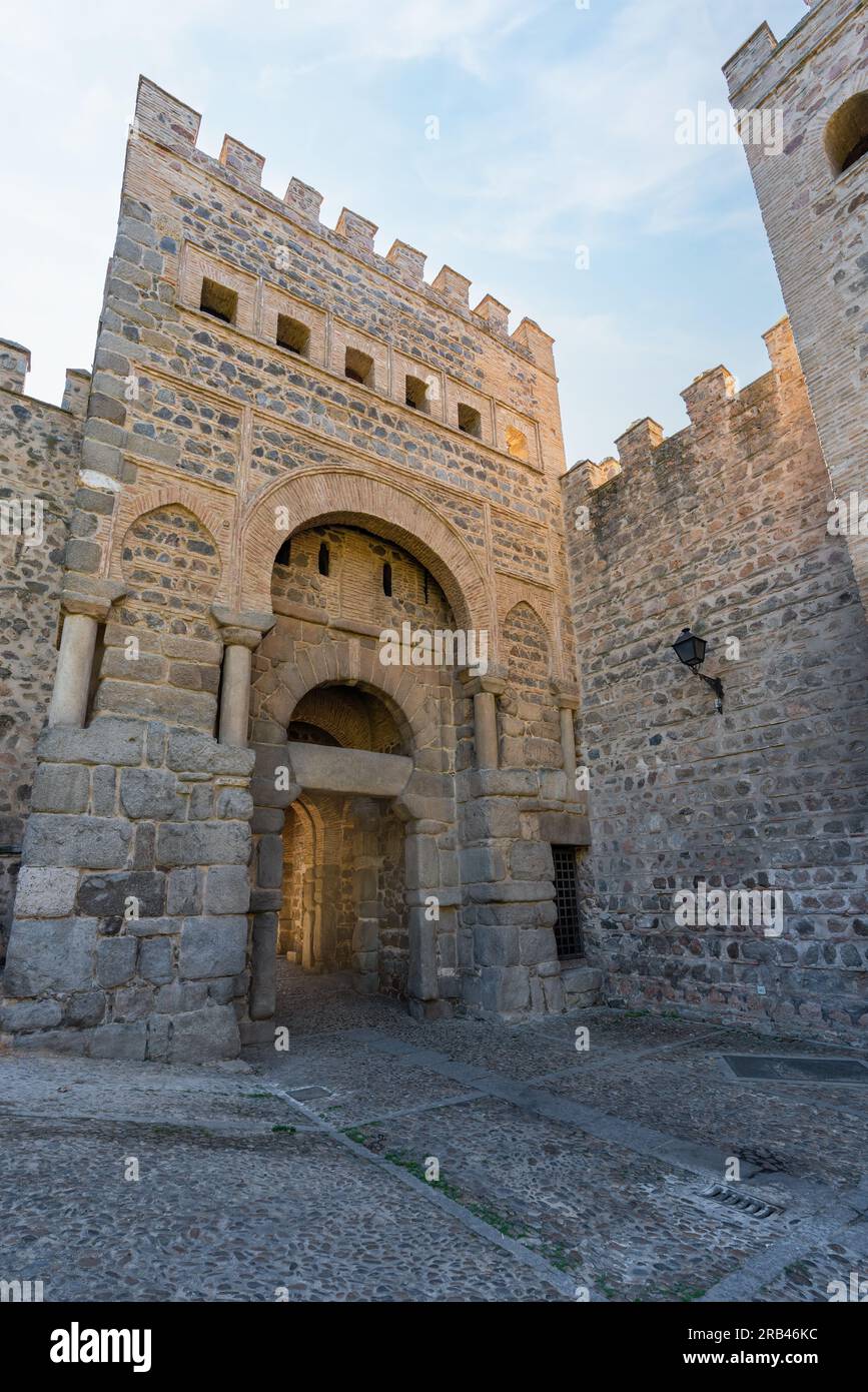 Puerta de Alfonso VI Gate (Puerta de Bisagra) - Tolède, Espagne Banque D'Images