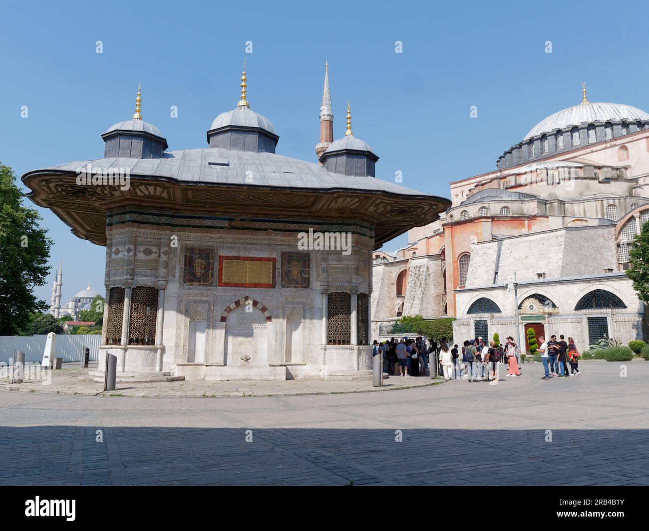 Mosquée Sainte-Sophie et fontaine du sultan Ahmed III, Istanbul, Turquie Banque D'Images
