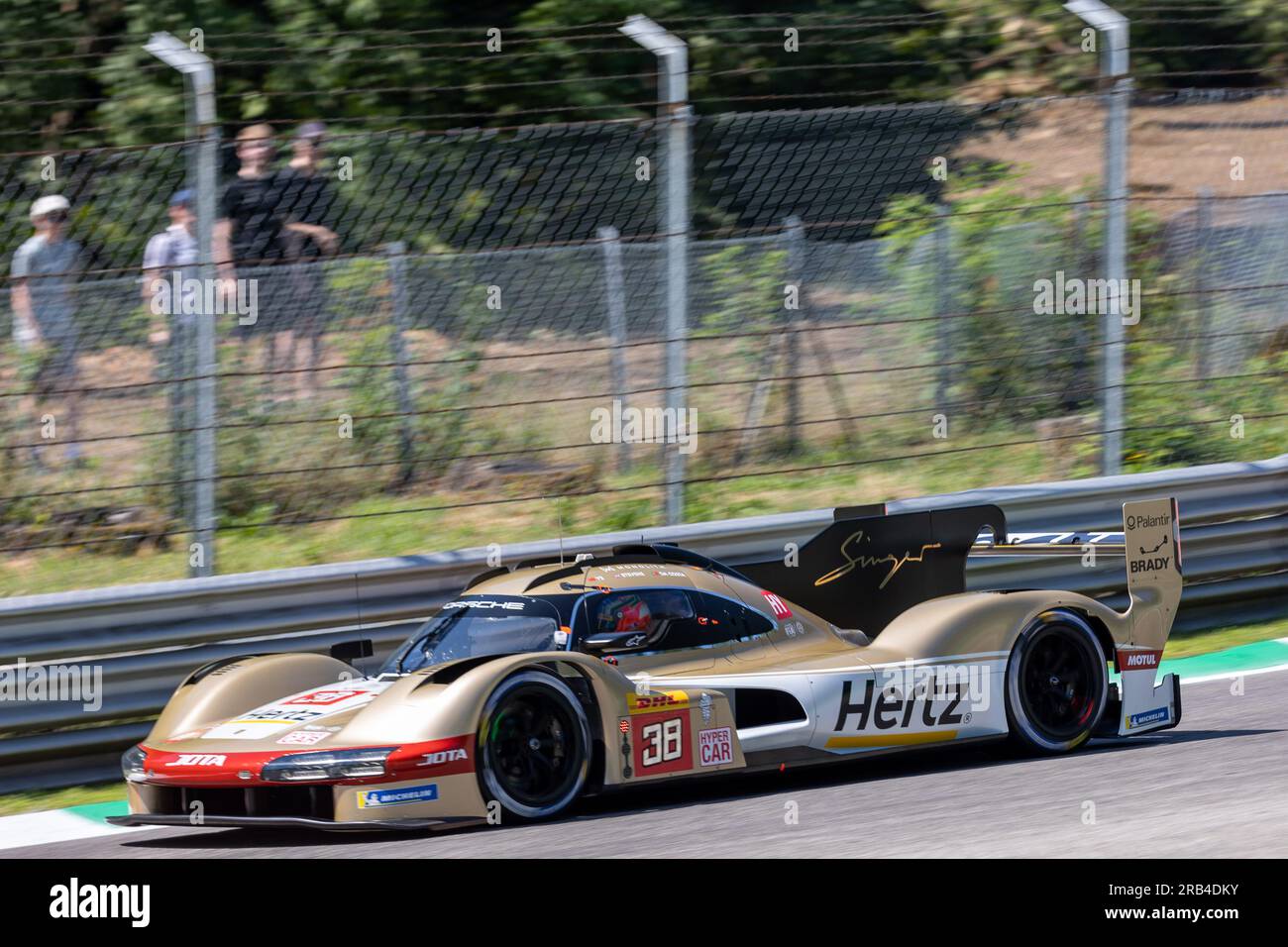 Monza, Italie. 07 juillet 2023. HERTZ TEAM JOTA - Antonio Felix da Costa, William Stevens (GBR), Yifei Ye (CHN) - Porsche 963 crédit : Live Media Publishing Group/Alamy Live News Banque D'Images