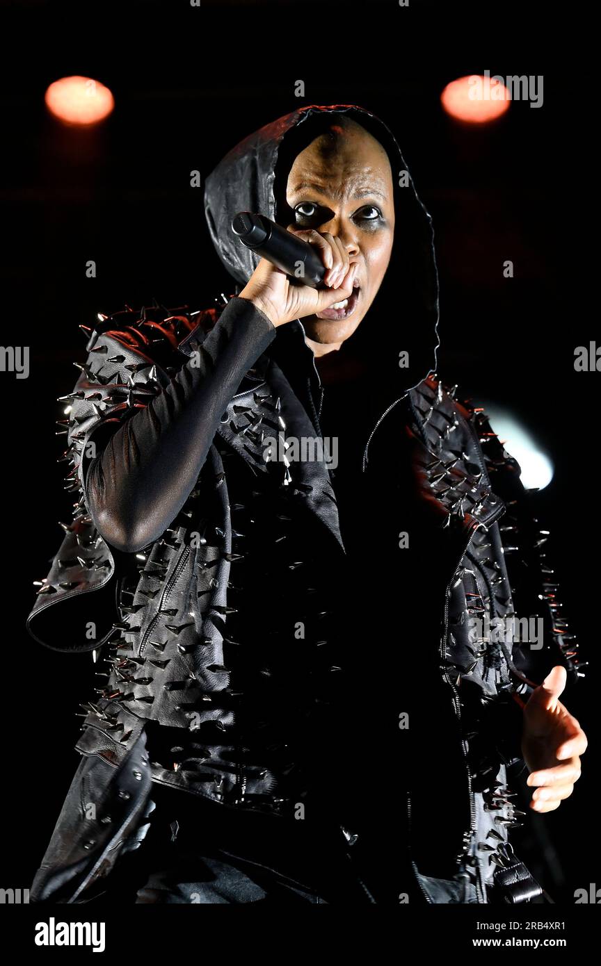 Roma, Italie. 06 juillet 2023. Skin of Skunk Anansie live au Valmontone Outlet Summer Festival 2023, 6 juillet 2023, Vamontone Outlet, Valmontone, Italie. (Photo Domenico Cippitelli/NurPhoto) crédit : NurPhoto SRL/Alamy Live News Banque D'Images