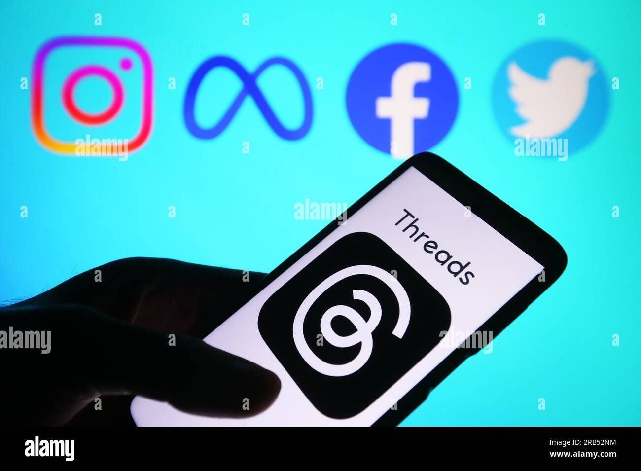 Dans cette illustration photo, un logo de threads vu affiché sur un ...