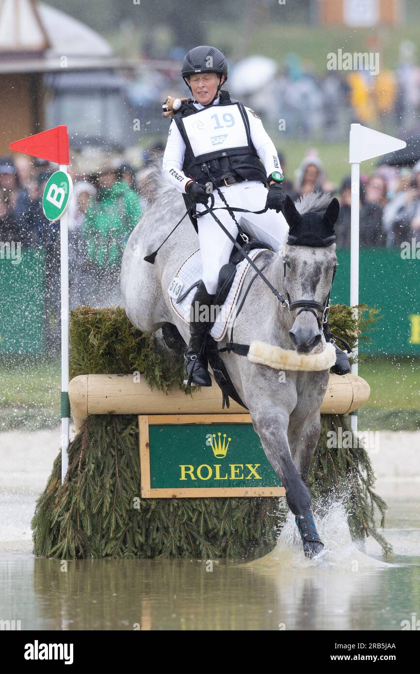 Malin HANSEN-HOTOPP (GER) sur Carlitos Quidditch K dans le saut, dans l'eau, action, événement, cross-country C1C : SAP Cup, CCIO4*, le 1 juillet 2023, Festival équestre mondial, CHIO Aachen 2023 du 23 au - 02.07.2023 juin à Aix-la-Chapelle/Allemagne ; ? Banque D'Images