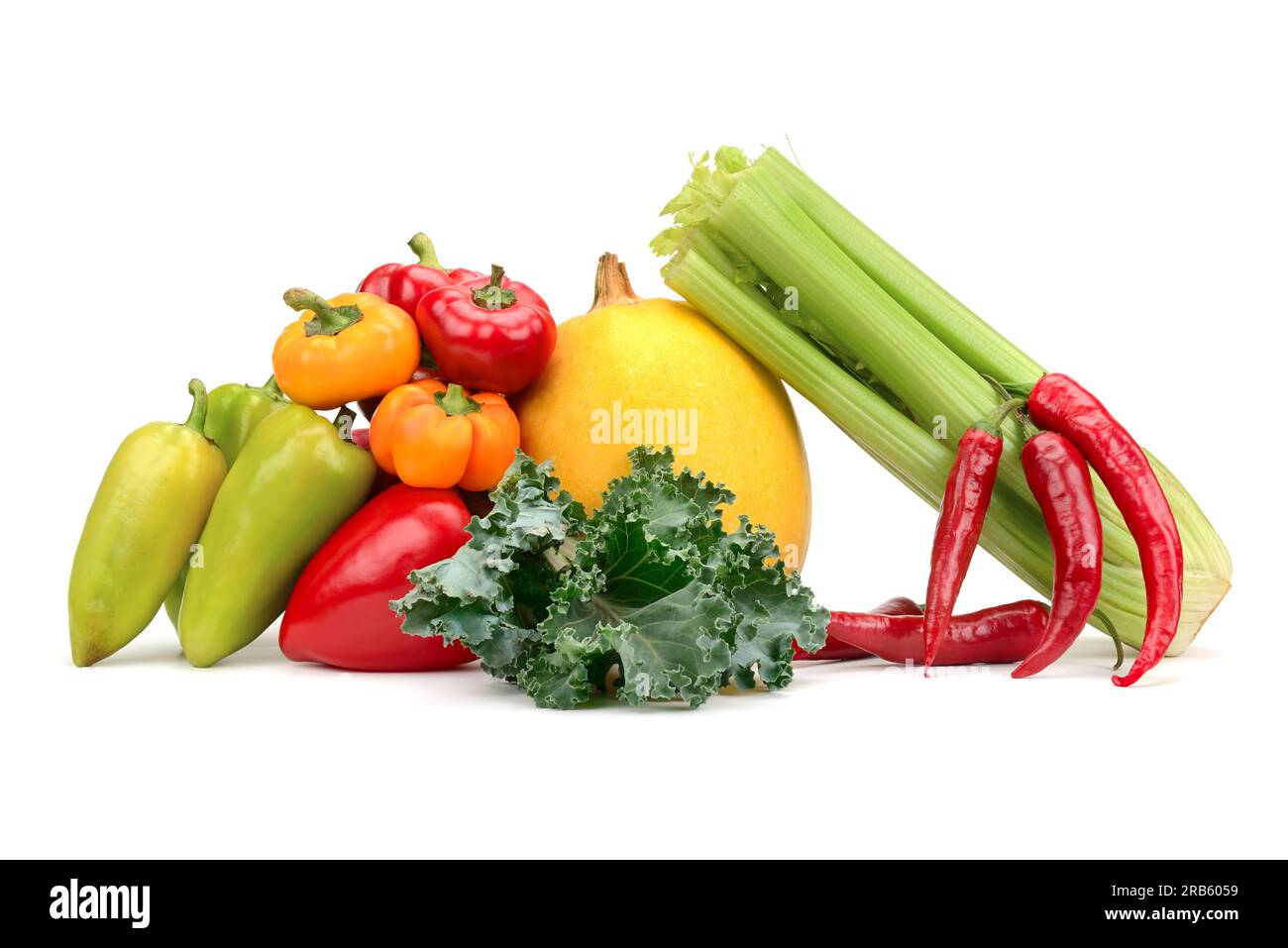 Assortiment de légumes frais isolés sur blanc Banque D'Images