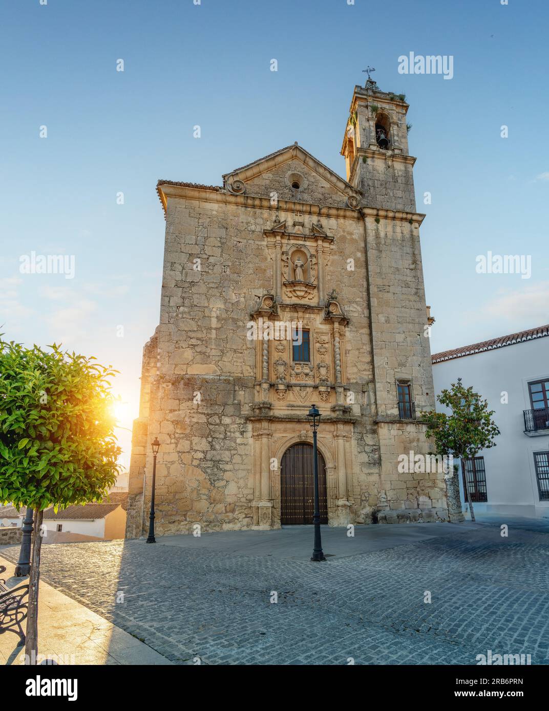 Couvent et église de San Antonio - Montefrio, Andalousie, Espagne Banque D'Images