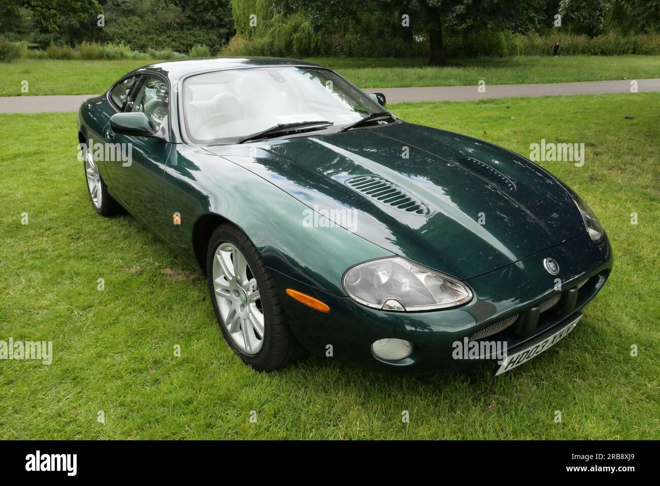 Jaguar verte 2003. Salon automobile de Markeaton, Derby, 2023 Banque D'Images