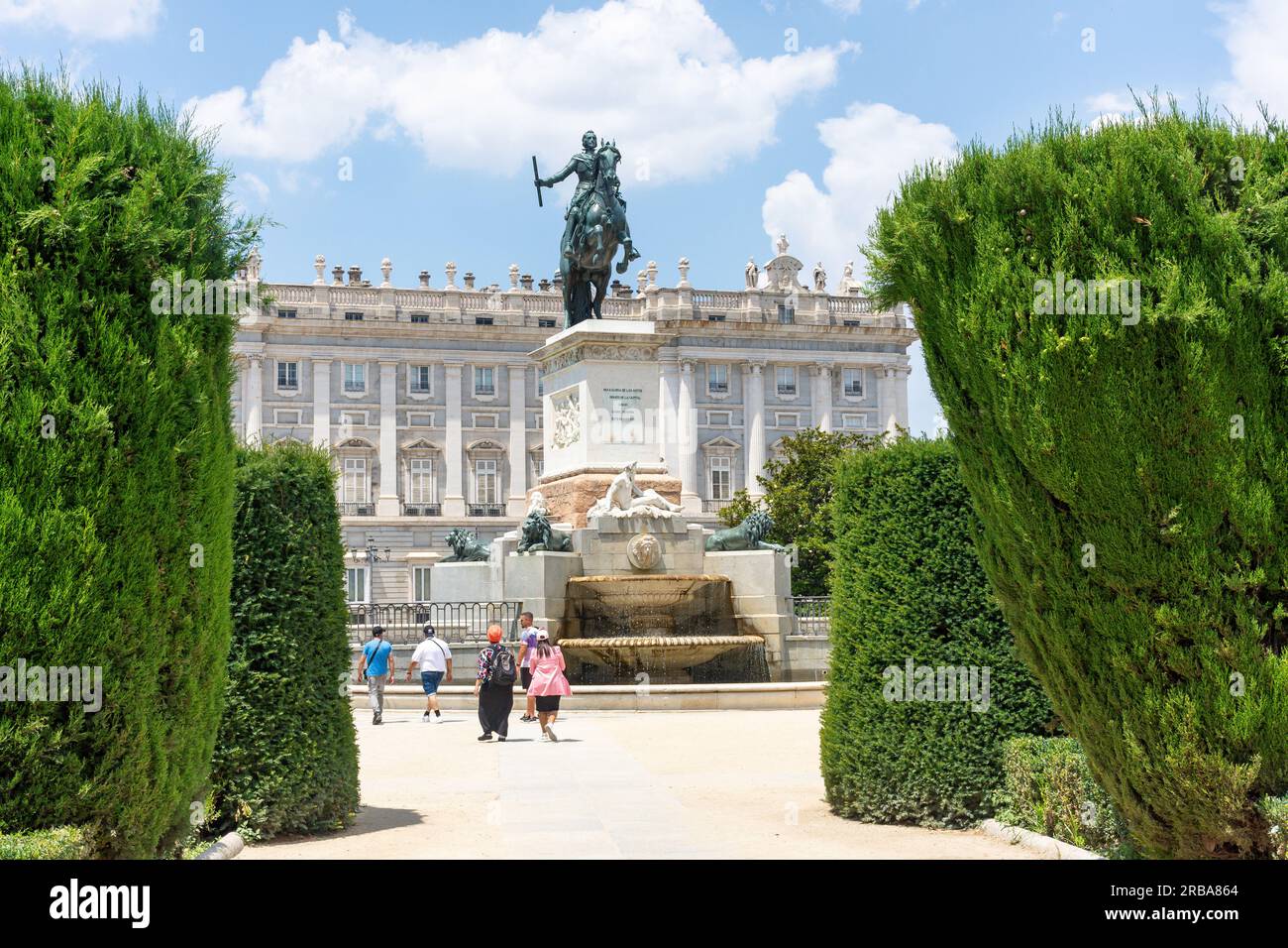 Palacio Real de Madrid (Palais Royal de Madrid) depuis Plaza de Oriente, Centro, Madrid, Royaume d'Espagne Banque D'Images