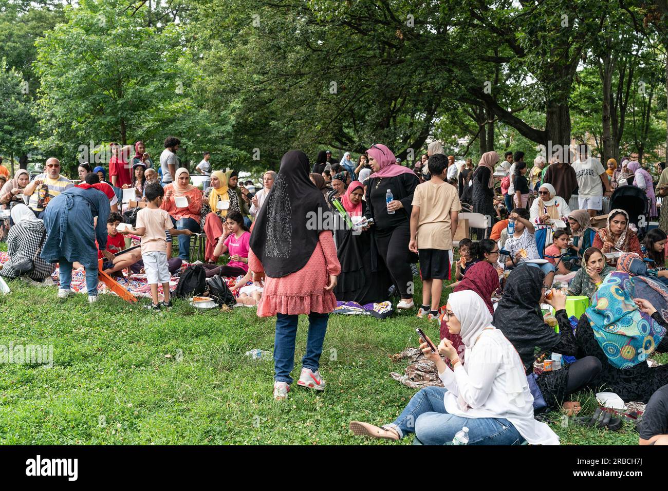 New York, États-Unis. 08 juillet 2023. Ambiance pendant le festival Eid Adha à Astoria Park dans le Queens, New York le 8 juillet 2023. (Photo de Lev Radin/Sipa USA) crédit : SIPA USA/Alamy Live News Banque D'Images