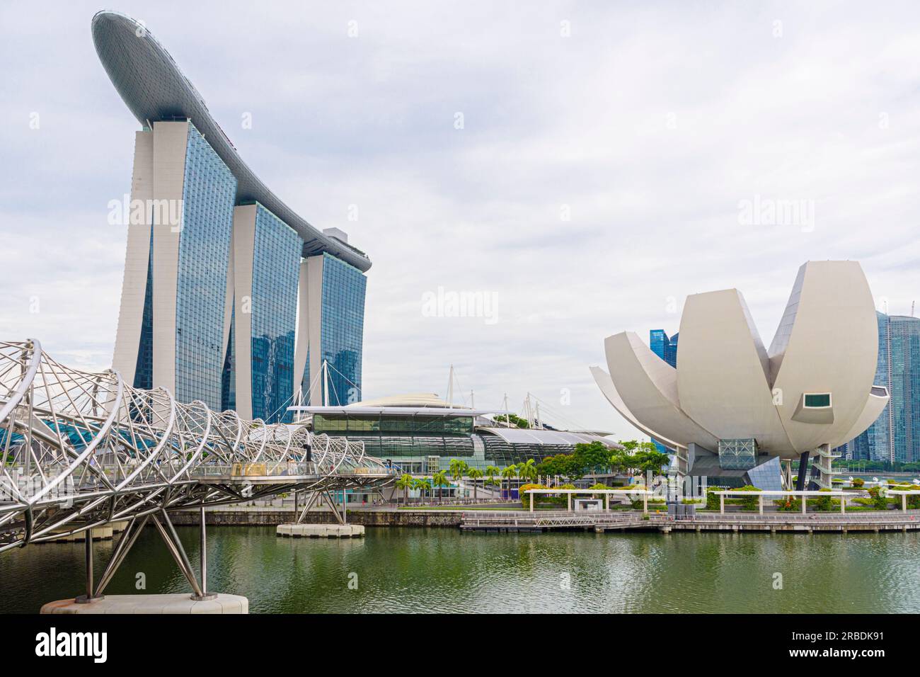 Marina Bay Sands et le Musée ArtScience à Marina Bay, Singapour Banque D'Images