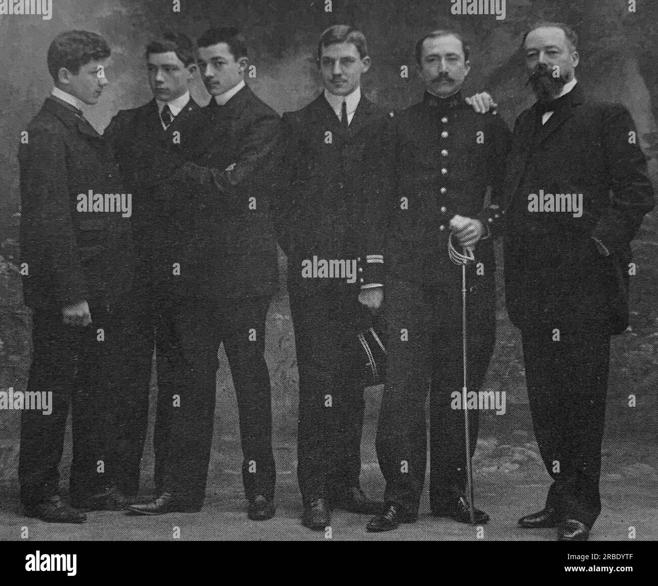 Paul Doumer et ses cinq fils 1905 de Felix Nadar Banque D'Images