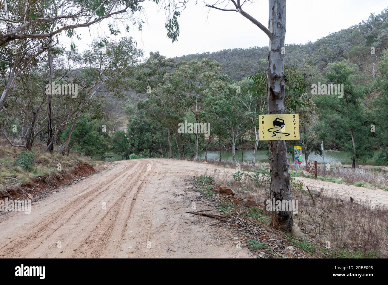 Le Hill End Bridle Track, ancien sentier de randonnée et de cheval pendant le boom de l'extraction de l'or dans le centre de la Nouvelle-Galles du Sud, Australie, est maintenant populaire auprès des campeurs Banque D'Images