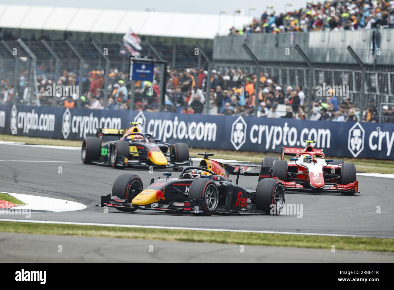 11 IWASA Ayumu (jpn), DAMS, Dallara F2, action 08 BEARMAN Oliver (gbr), Prema Racing, Dallara F2, action lors de la 8e manche du Championnat FIA de Formule 2 2023 du 7 au 9 juillet 2023 sur le circuit de Silverstone, à Silverstone, Royaume-Uni Banque D'Images