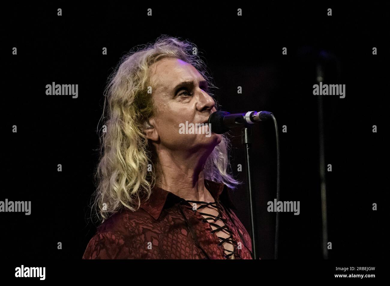 Rome, Italie. 08 juillet 2023. Nad Sylvan se produit lors du concert Steve Hackett Genesis Revisited le 8 juillet 2023 au Teatro Romano Ostia Antica à Rome, Italie crédit : Agence photo indépendante/Alamy Live News Banque D'Images