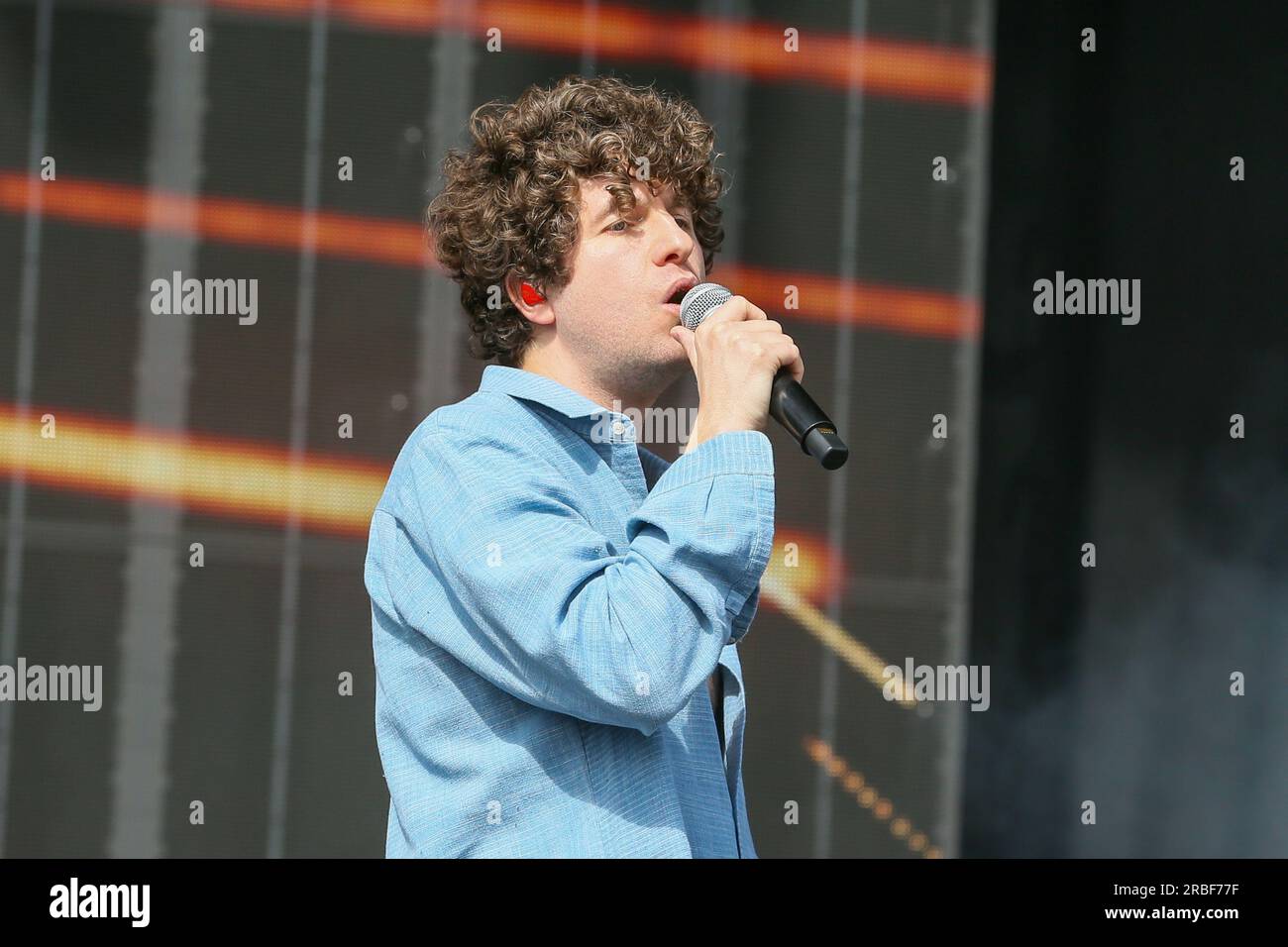 Glasgow, Royaume-Uni. 09 juillet 2023. The Kooks The Kooks est un groupe de pop-rock anglais formé en 2004 à Brighton. Le groupe se compose de Luke Pritchard (chant/guitare rythmique), Hugh Harris (guitare solo/synthétiseur/basse) et Alexis Nunez (batterie) et Dan Logan à la basse. Leur musique est principalement influencée par le mouvement d'invasion britannique des années 1960 et la renaissance post-punk du nouveau millénaire. Crédit : Findlay/Alamy Live News Banque D'Images