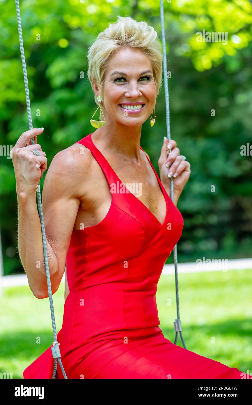 Mature Elegant Model Banque De Photographies Et D images Haute Mature Elegant Model Banque De Photographies Et D images Haute
