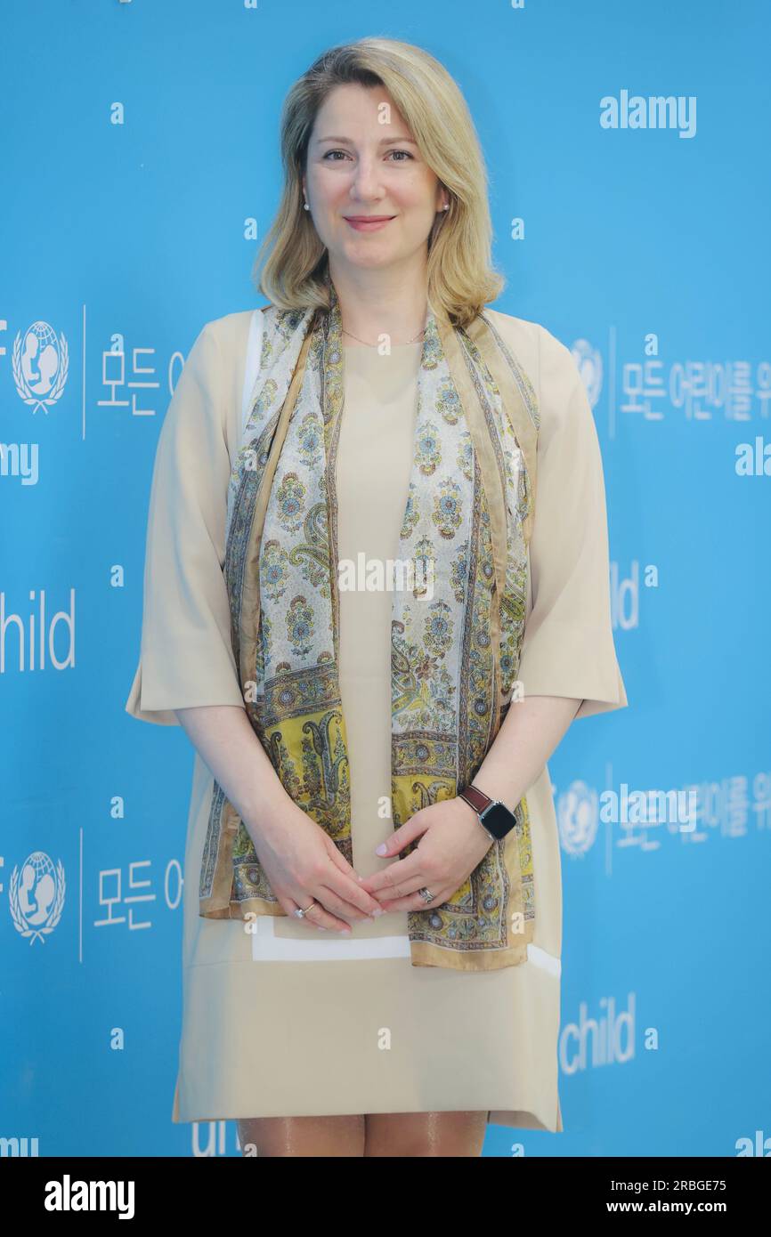 10 juillet 2023. Un fonctionnaire de l'UNICEF donne une interview à Séoul Carla Haddad Mardini, directrice de la division des collectes de fonds et des partenariats privés au Fonds des Nations Unies pour l'enfance (UNICEF), pose pour une photo avant une interview avec l'agence de presse Yonhap au bureau de l'UNICEF à Séoul le 7 juillet 2023. Crédit : Yonhap/Newcom/Alamy Live News Banque D'Images