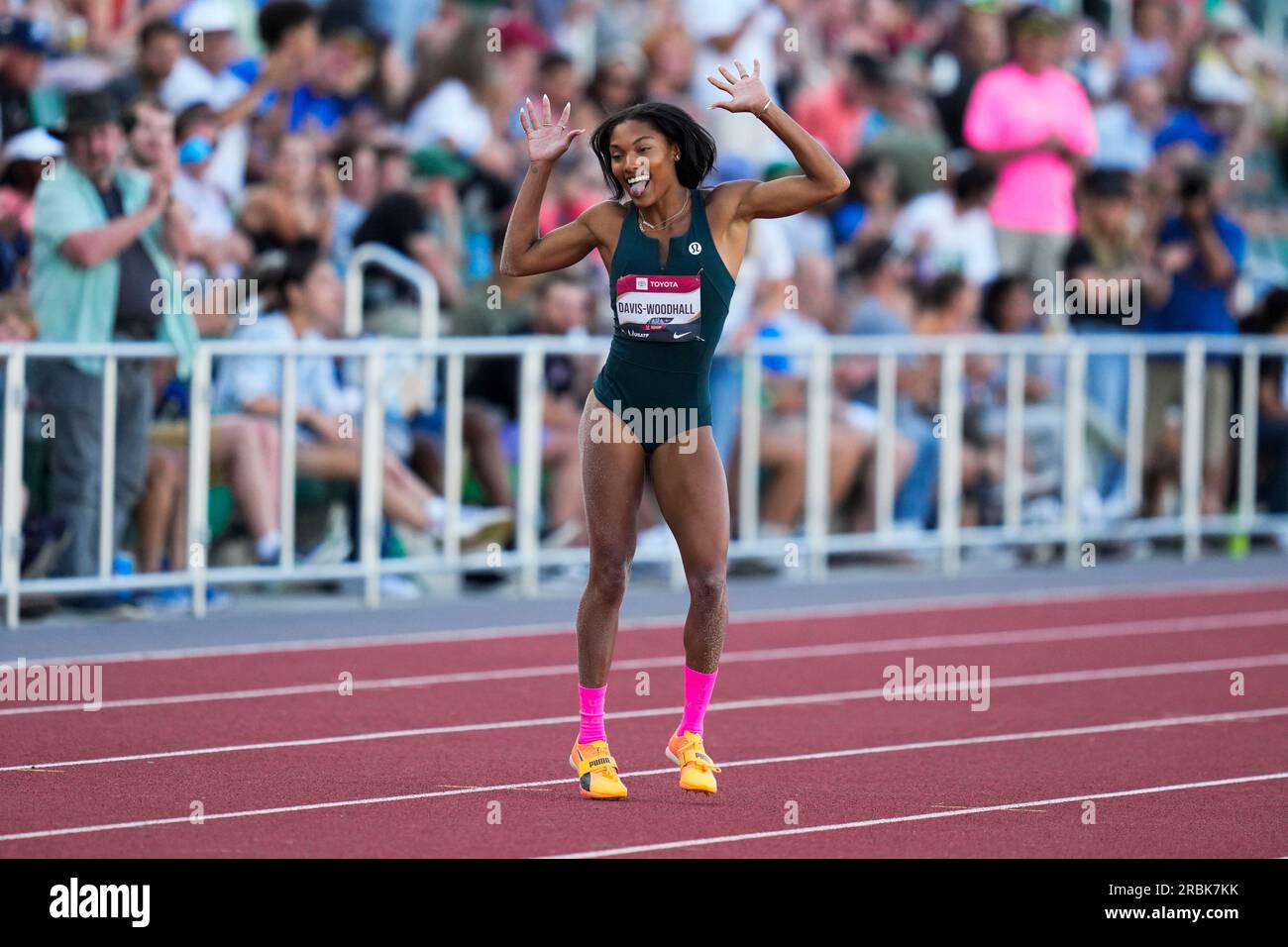 Tara Davis-Woodhall, celebrates after winning the women's long jump during the U.S. track and field championships in Eugene, Ore., Sunday, July 9, 2023. (AP Photo/Ashley Landis) Banque D'Images