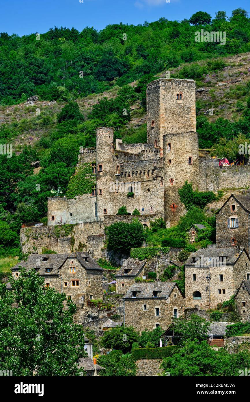 France, Aveyron (12), Belcastel, labellisés les plus beaux villages de France Banque D'Images