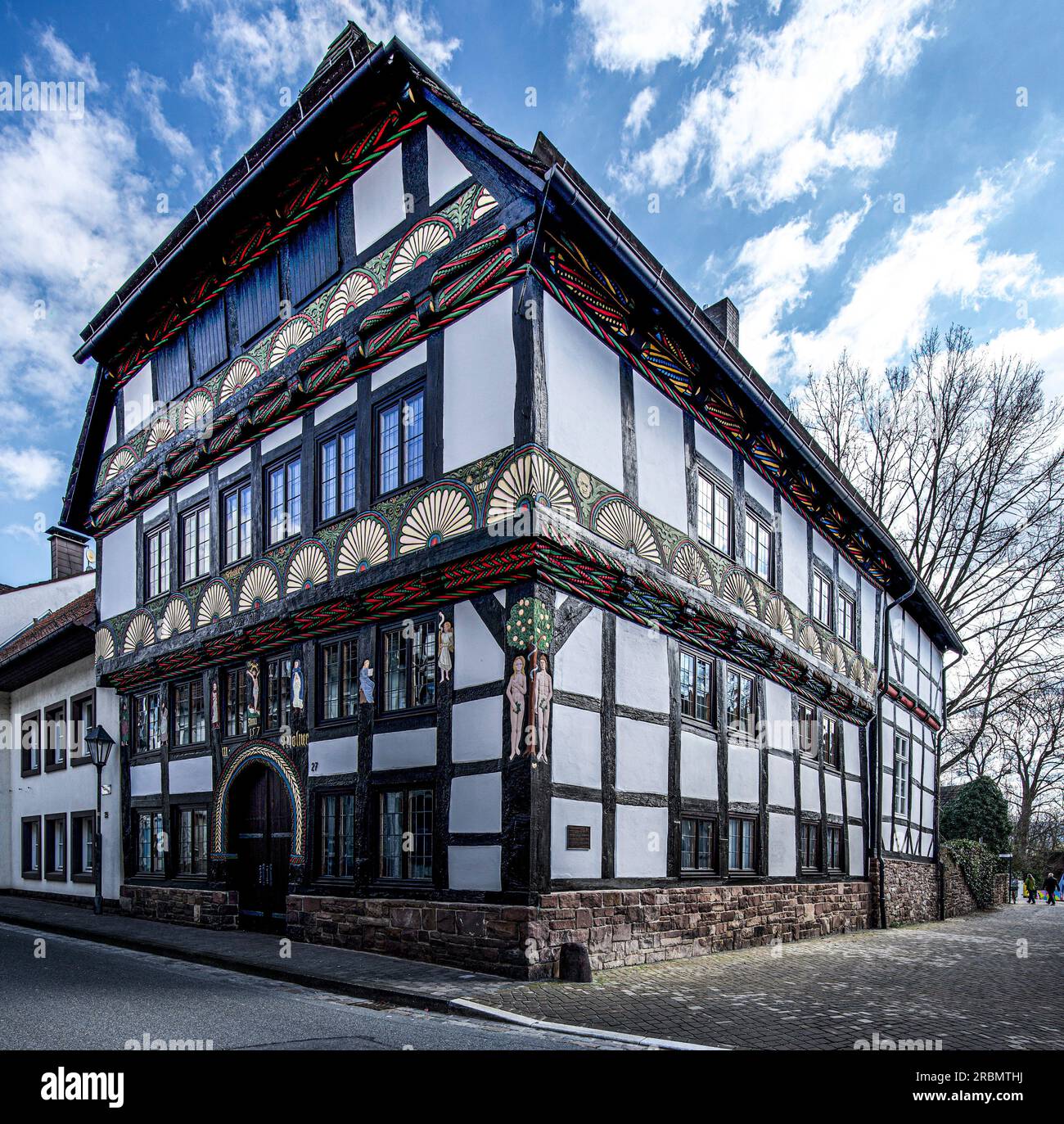 Adam et Eve Maison dans la vieille ville de Höxter, Rhénanie du Nord-Westphalie, Allemagne Banque D'Images