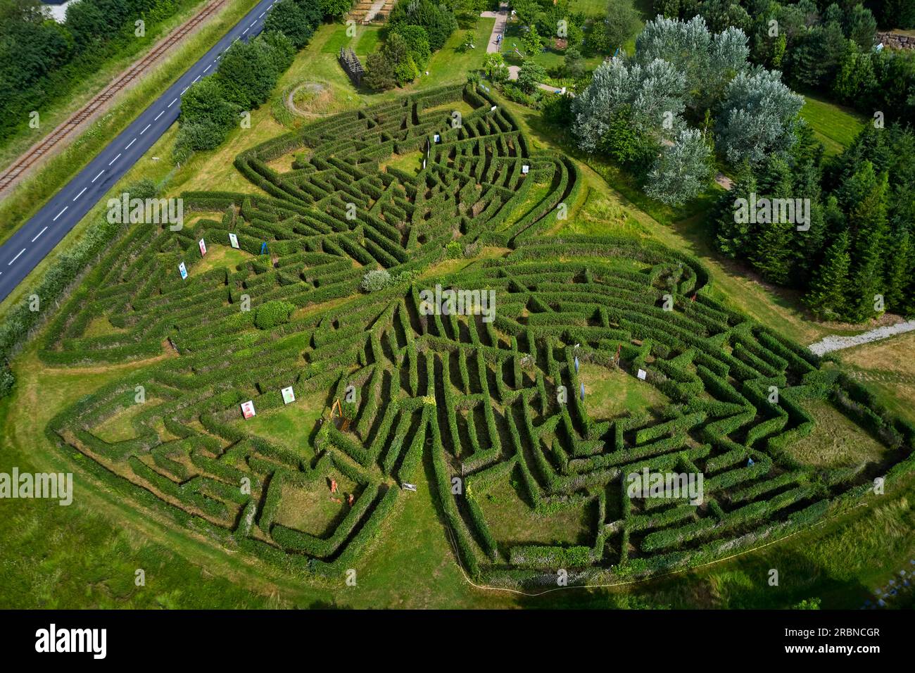 France, Corrèze (19), Varetz, les jardins de Colette et son labyrinthe géant Banque D'Images