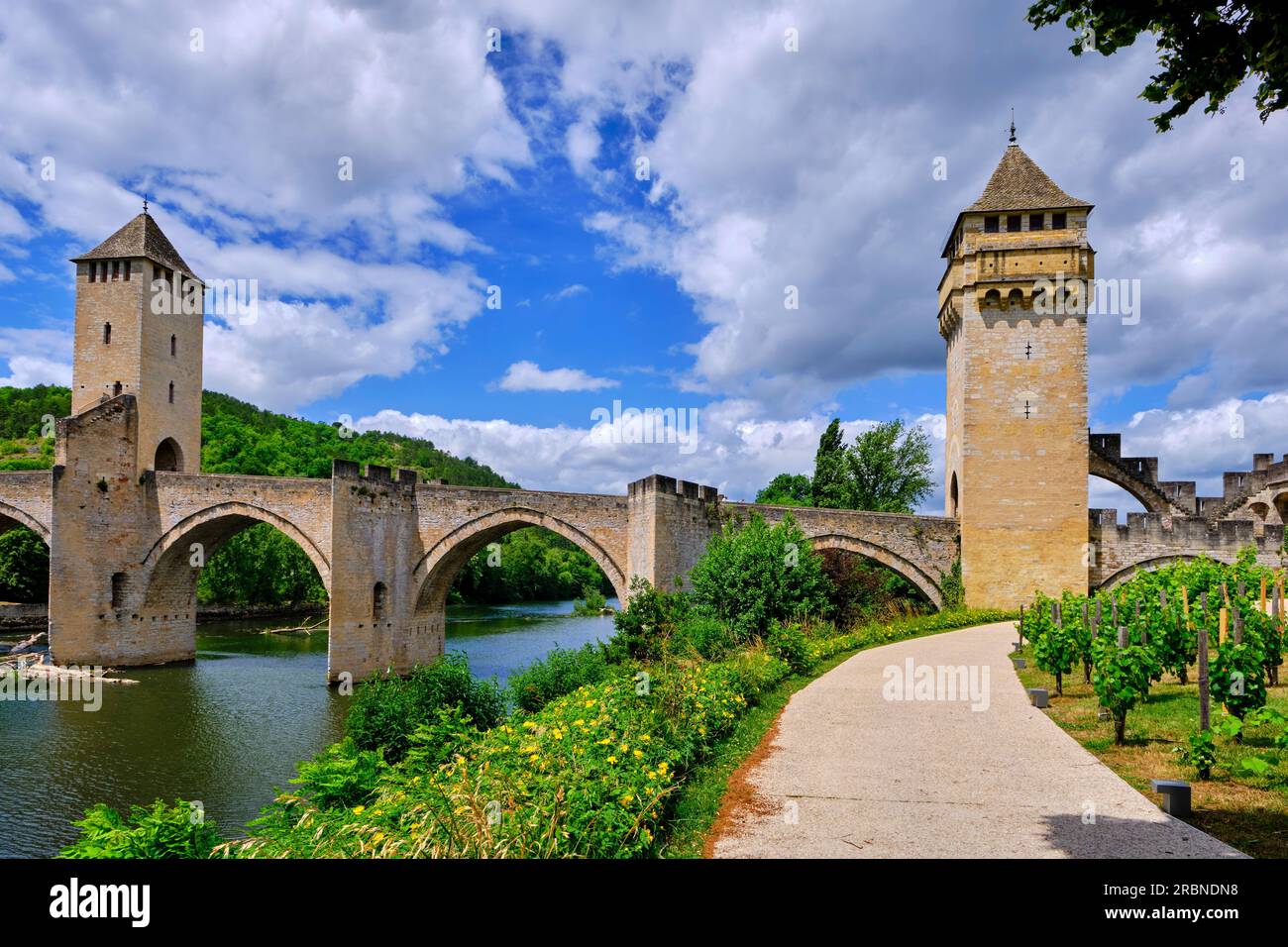 France, Lot (46), Cahors, le pont Valentré, pont fortifié du 14e siècle, classé au patrimoine mondial de l'UNESCO Banque D'Images