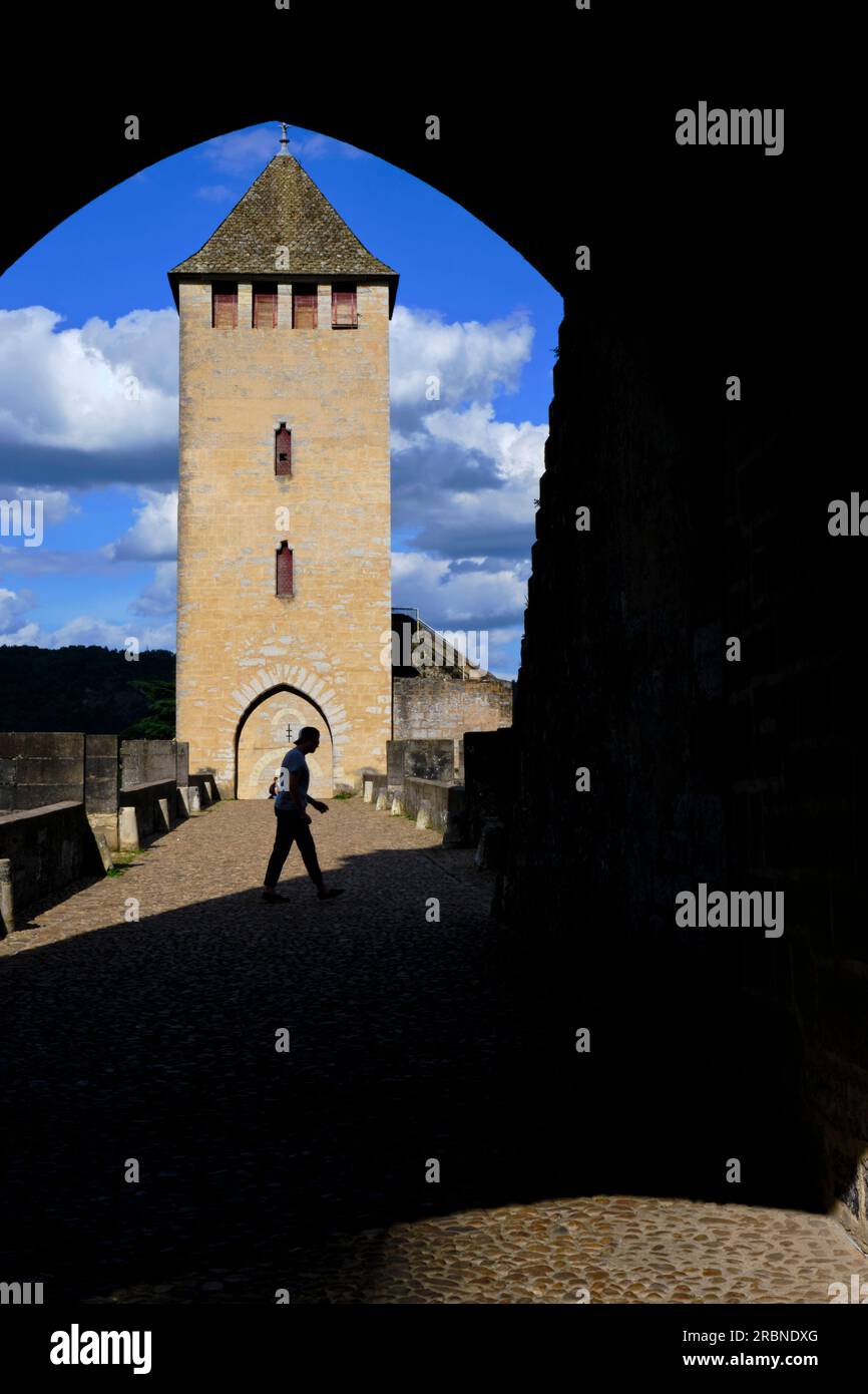 France, Lot (46), Cahors, le pont Valentré, pont fortifié du 14e siècle, classé au patrimoine mondial de l'UNESCO Banque D'Images