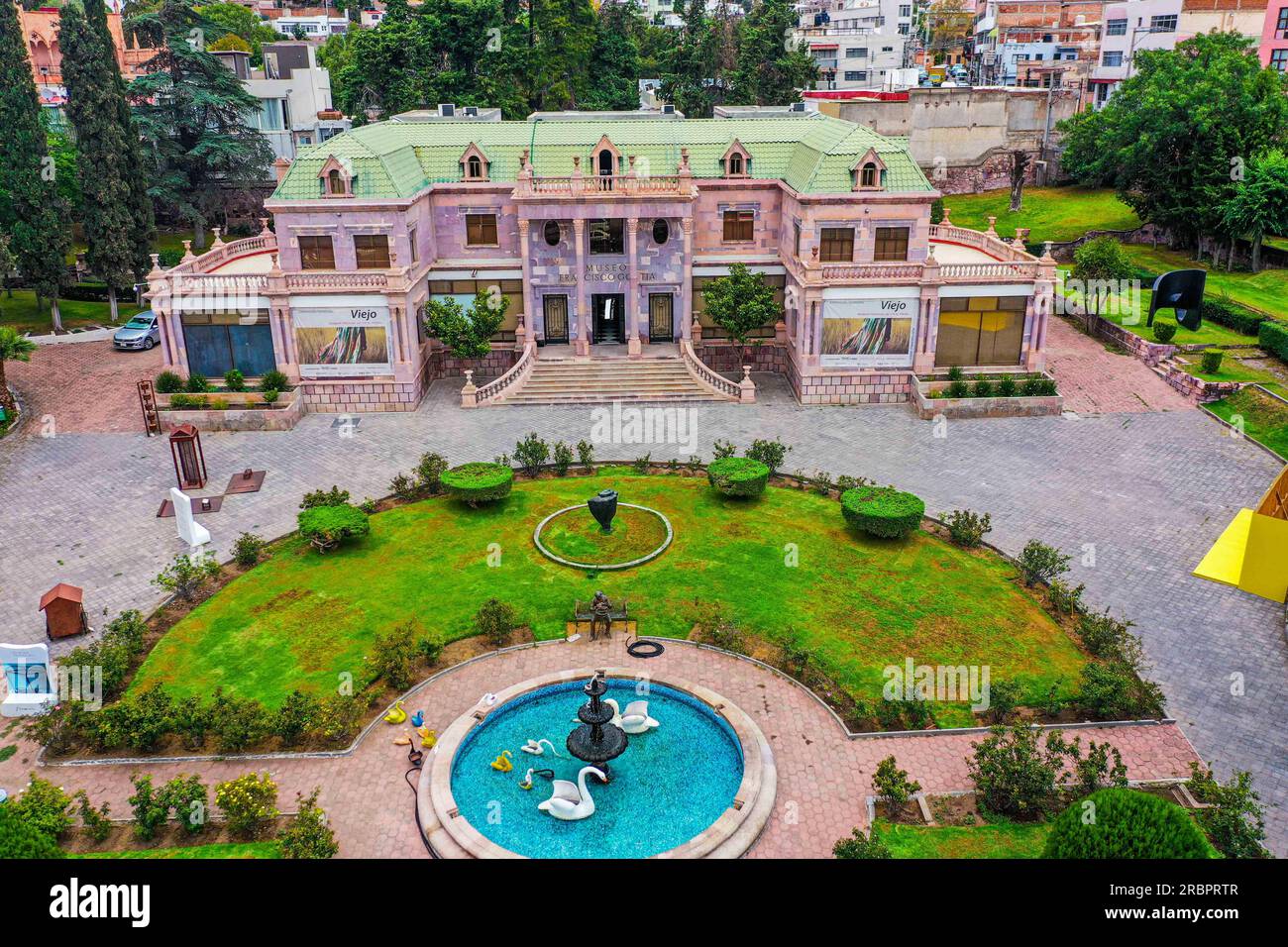 Museo Francisco Goitia en Zacatecas Mexico. Vue aérienne de la zone de colonie de la capitale de l'État de Zacatecas 2023. Ville coloniale © (© photo LuisGutierrez / NortePhoto.com) Zacatecas Mexique. Vista aerea de la zona colonia de Ciudad capital del Estado de Zacatecas 2023. ciudad colonial © (© Foto por LuisGutierrez / NortePhoto.com) Banque D'Images