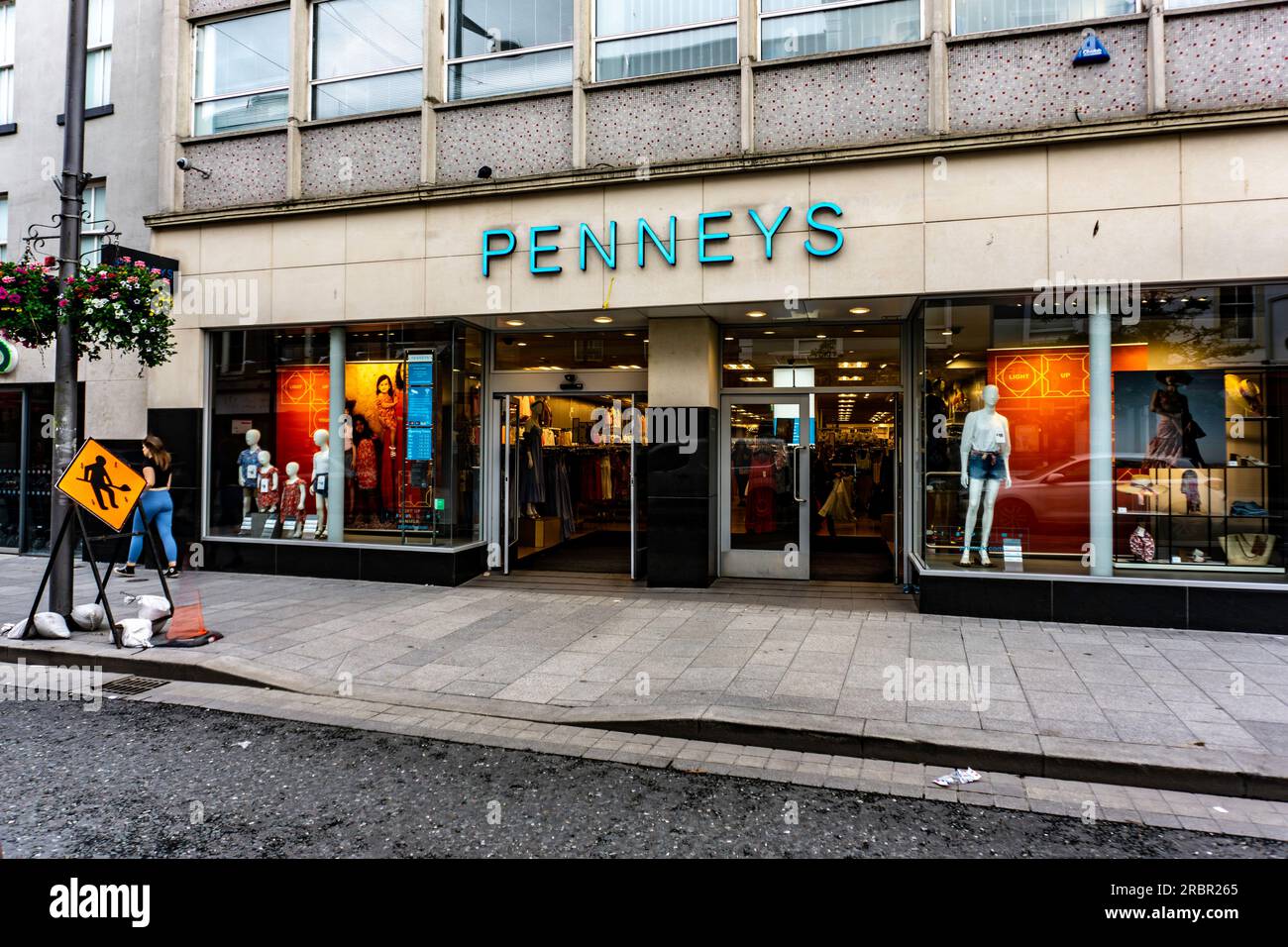 Magasin de vêtements Penneys à West Street, Drogheda, Co Louth, Irlande. Banque D'Images