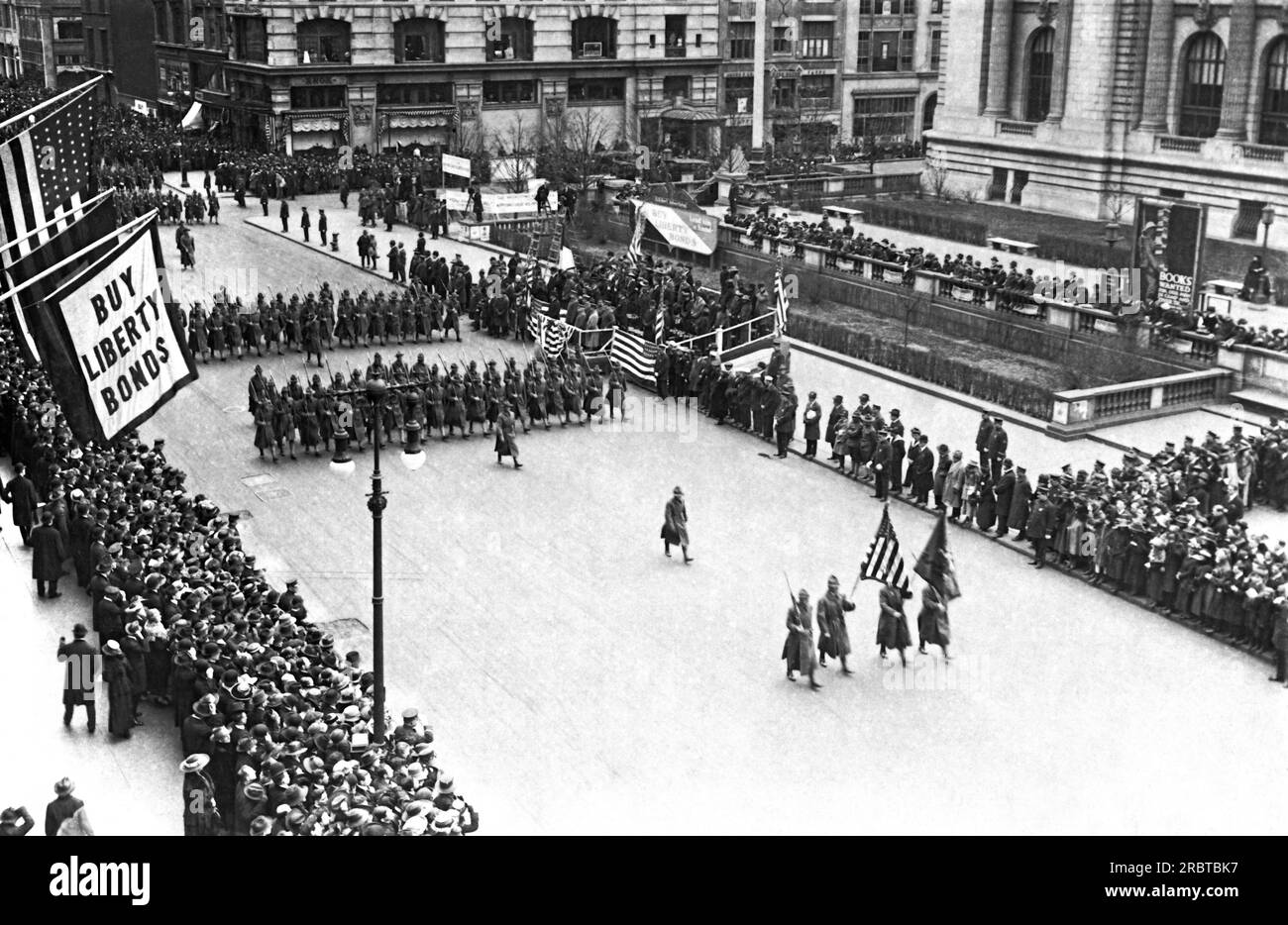 New York, New York : c. 1917 l'un des Liberty Bond Drive à New York pendant la première Guerre mondiale Banque D'Images