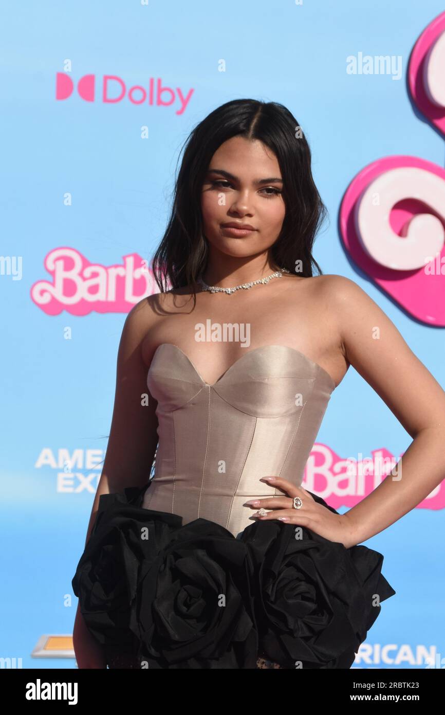 Los Angeles, Californie, USA 9 juillet 2023 l'actrice Ariana Greenblatt assiste à Warner Bros. Images première mondiale de ÔBarbieÕ au Shrine Auditorium le 9 juillet 2023 à Los Angeles, Californie, États-Unis. Photo de Barry King/Alamy stock photo Banque D'Images