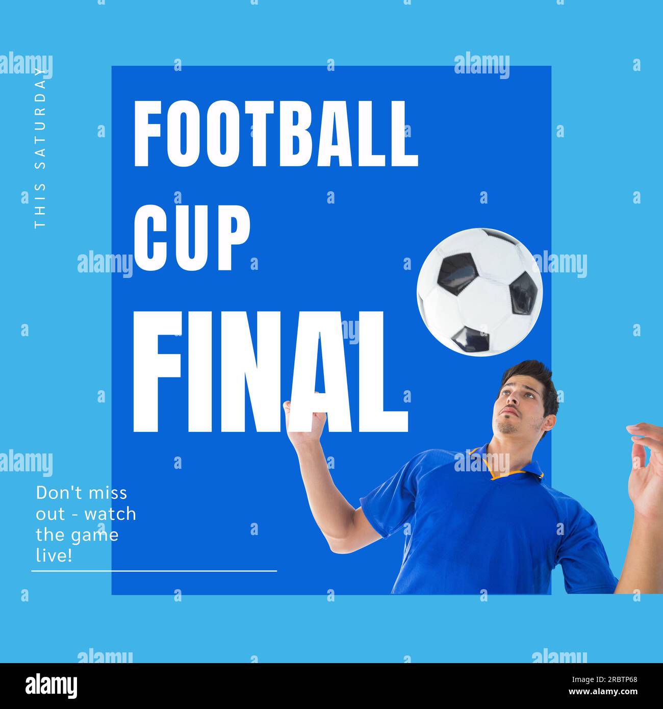 Texte final de la coupe de football en bleu avec footballeur masculin caucasien et ballon Banque D'Images