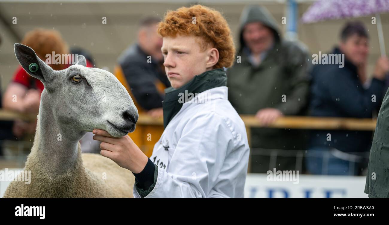 Agriculteurs montrant leurs moutons au Royal Highland Show, Édimbourg, 2023. Banque D'Images